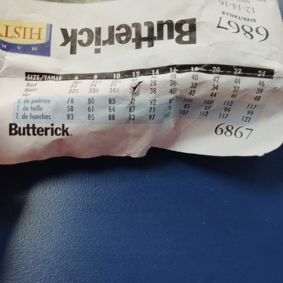 Butterick Sewing Pattern 6867 Women's Historical Dress Colonial Sizes 12-16 - Picture 5 of 5